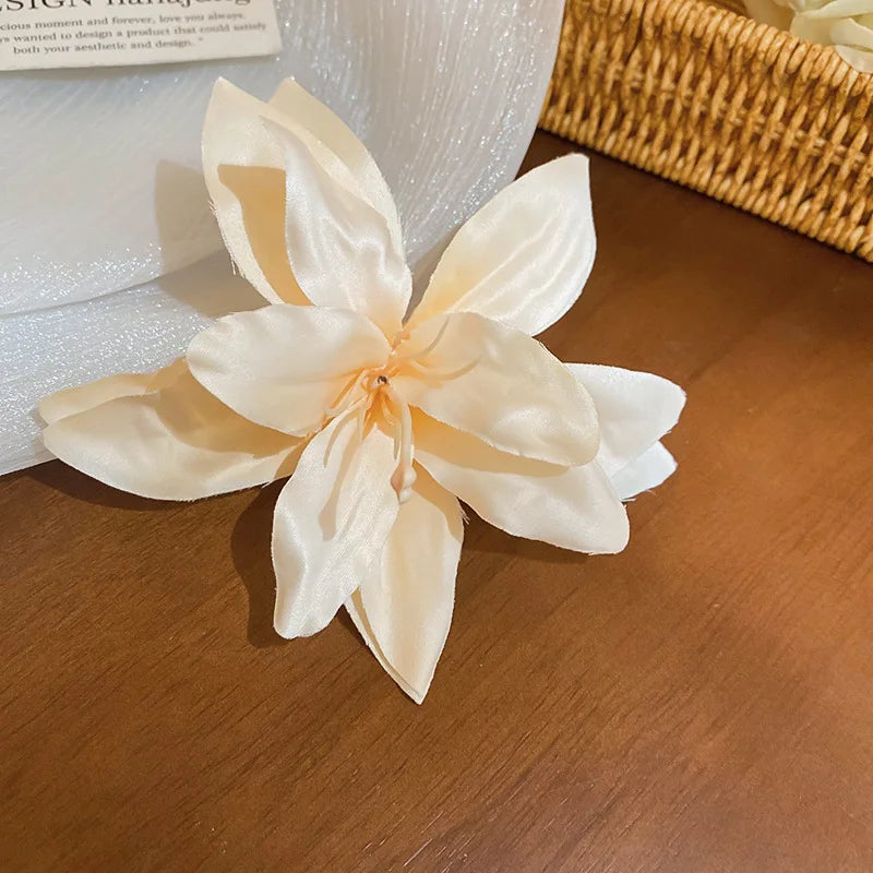 Red Fabric Flower Hair Clips for Women Sweet Petal Long Tassel Barrettes Duckbill Clip Hairpins Summer Holiday Hair Accessories