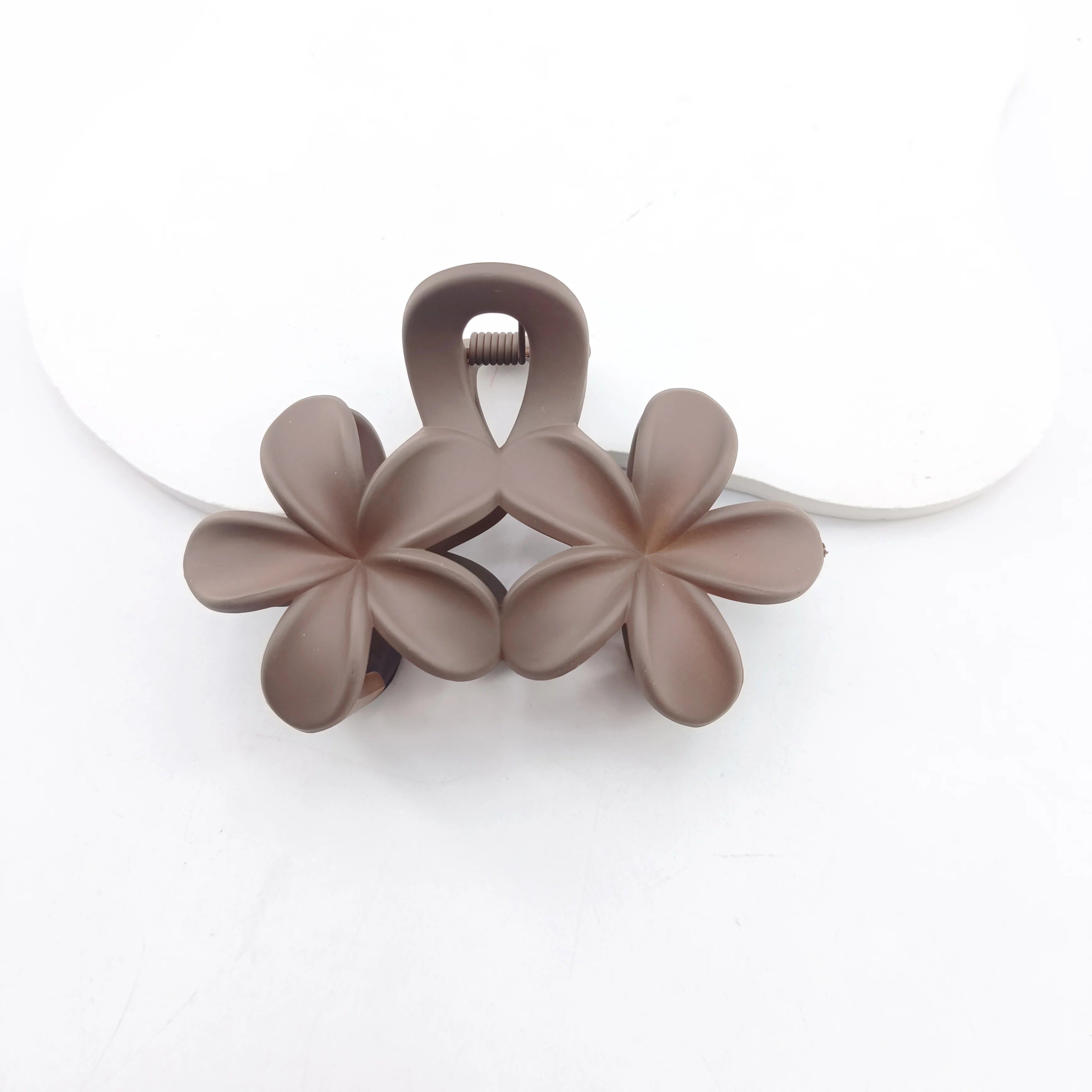 Flower Hair Claw Clips Non-Slip Matte Flower Hair Clips for Women Cute Hair Clips, Hawaiian Hair Flower Clip Large Plumeria