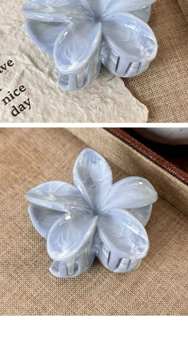 Women's Flower Hair Clips Sweet Cute Kawaii Fashionable Simple Versatile Hair Grabs Popular Egg Floral Hair Accessories Girls